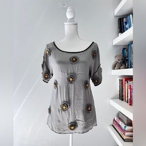 Alice + Olivia, Silk Short Sleeve embellished Floral Blouse, size XS